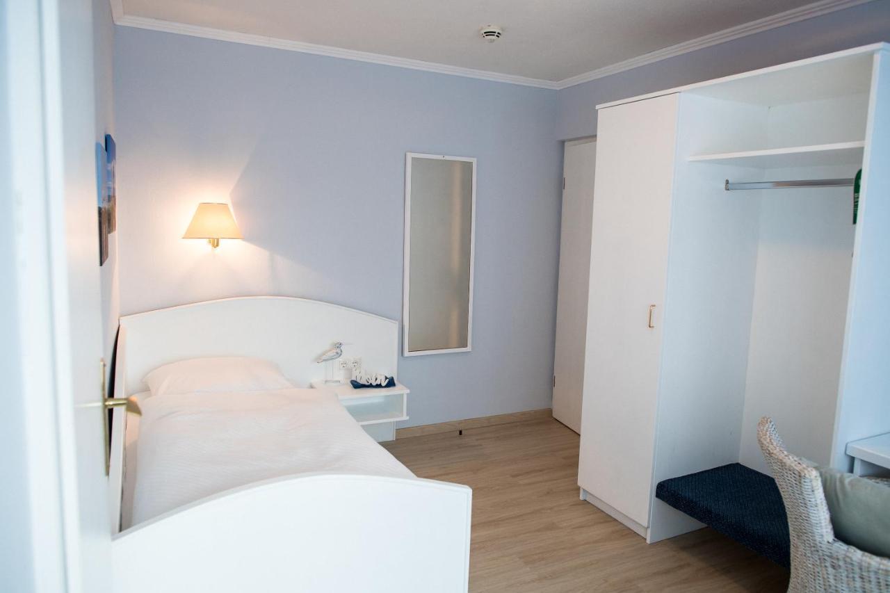 Alter Landkrug Hotel Nortorf Buitenkant foto