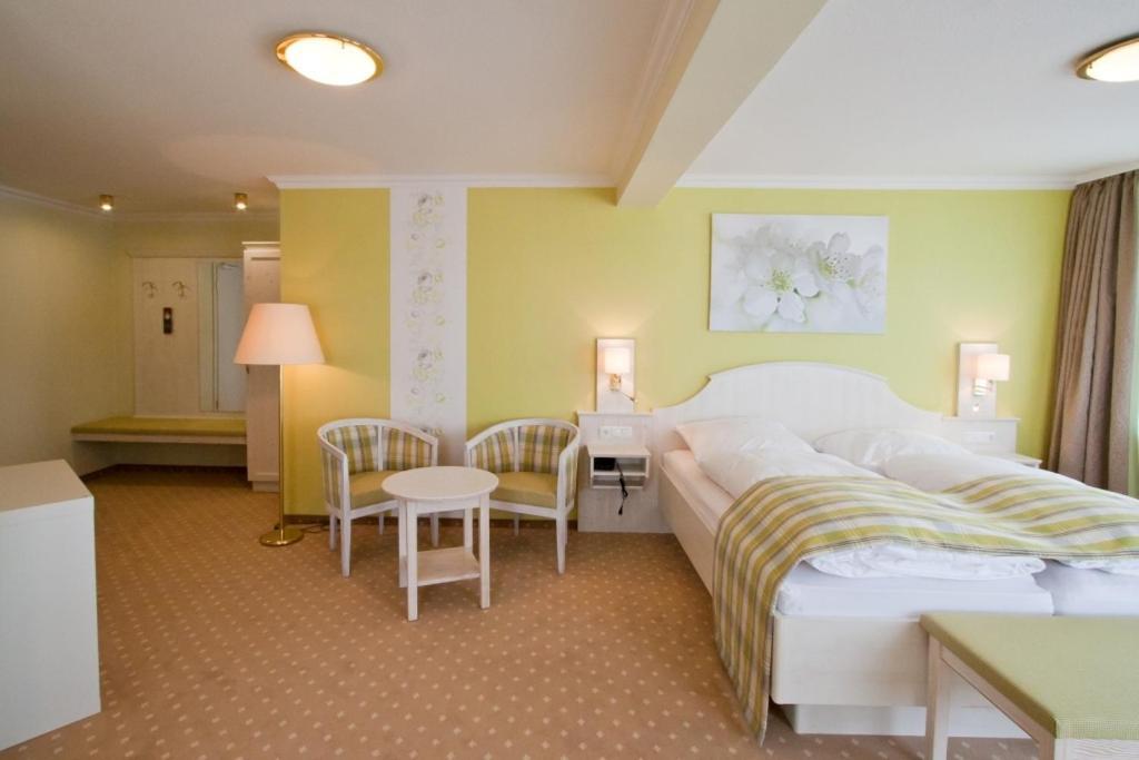 Alter Landkrug Hotel Nortorf Buitenkant foto